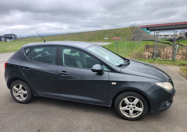 Seat Ibiza cena 12900 przebieg: 246500, rok produkcji 2008 z Wrocław małe 56